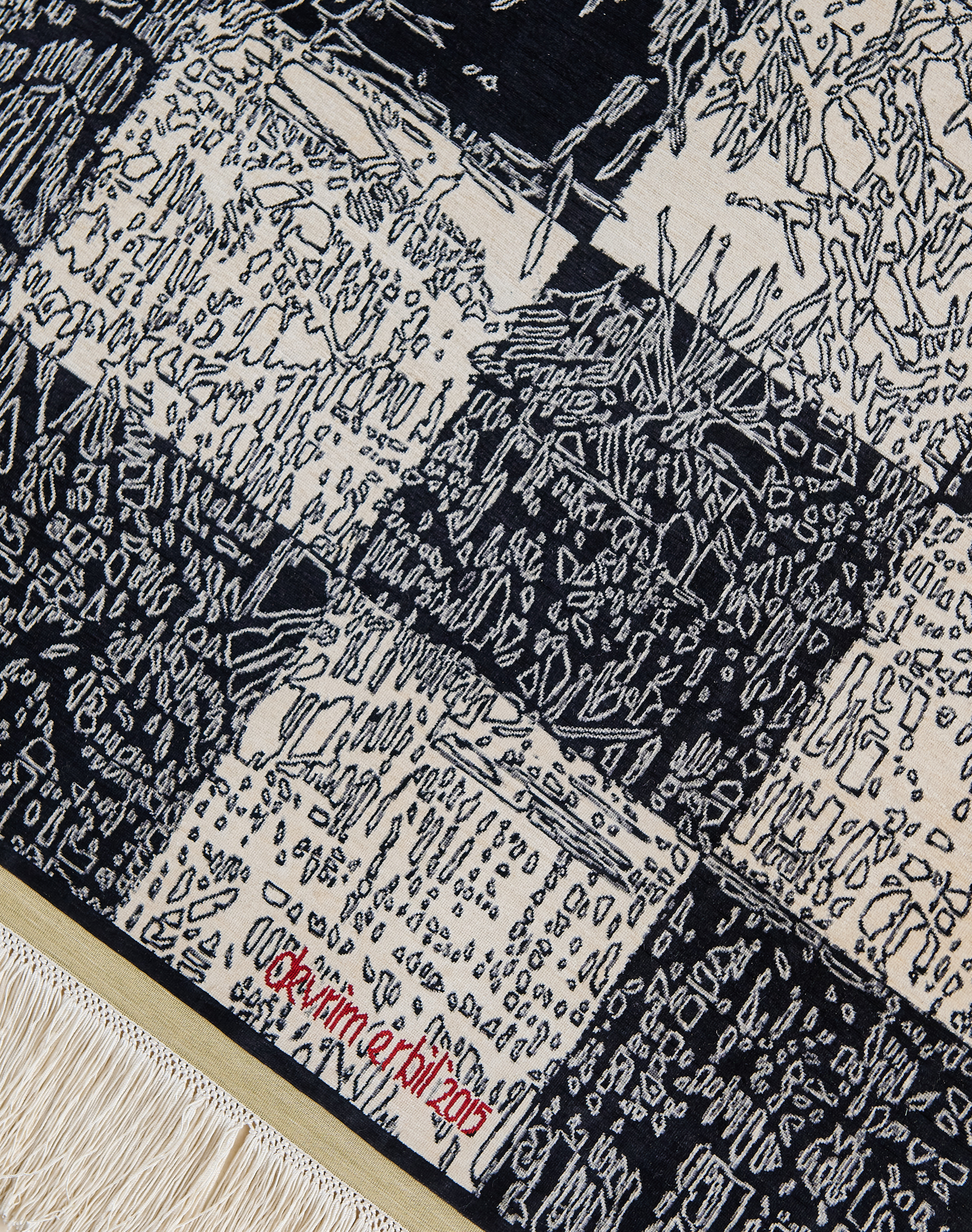 ISTANBUL SIYAH BEYAZ